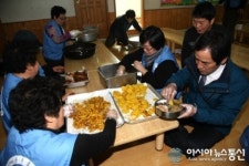 하창환 합천군수, 어려운 이웃에 사랑의 도시락 배달봉사