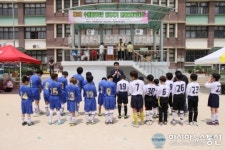 [수원팔달지방 감리사기 체육대회]경기에 앞서 기도하는 초등부 축구팀