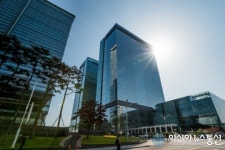 삼성전자, 수원 모바일연구소 완공…1만명 입주