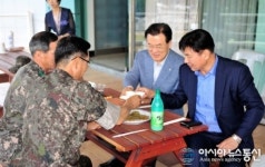 고영진 경남교육감,‘NLL 연평해전’ 영화제작 후원금 조성 바자회 참석