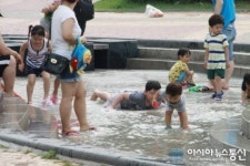 안산시, 노적봉 공원은 어린이들의  물놀이 천국