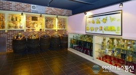 충북 충주 술박물관 전시실