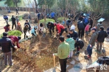 창원 온천초등학교서 ‘추억의 학교숲 만들기’ 행사
