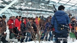 울진 폭설피해현장으로 이동하는 황우여 대표