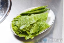 (한도니) 맛있는 고기 신선한 야채쌈과 함께 드세요!