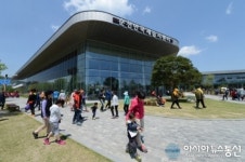 순천만국제습지센터, 생태전문가 초청 강연회 열어