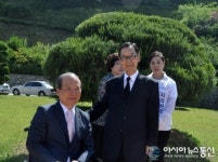 김규윤•이광백 회장, 6.4선거 새누리당 진해지역 후보 출정식 참배에 참석