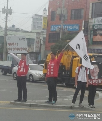 이성환 진주시의원 후보 신안로터리서 지지 호소