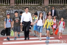 (종합)김병우 교육감 취임…변화의 새 시대 열어