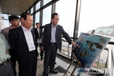 송하진 지사, 새만금 신시도33센터 방문