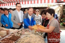 김충관 창원시 제2부시장, 진해중앙시장 민생현장 점검