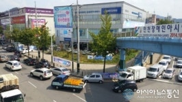 (카메라고발)우회전길 가로막는 인천삼성전자서비스센터