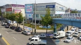 (카메라고발)우회전길 가로막는 인천삼성전자서비스센터