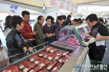 청원생명축제 “친환경 먹거리 저렴하게 구입하세요”