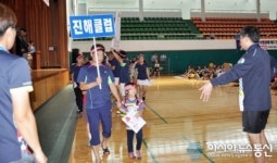 ‘용원서병원장배 진해배드민턴대회’, 진해클럽 입장