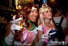 홍콩 세일러문 아저씨 귀엽게