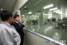 지에프텍(주) 기술연구소 방문한 최양희 장관