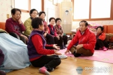 김성찬 의원, 진해 여좌2부녀경로당 찾아 애로사항 청취