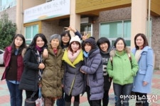 [설문대 크레용 색칠놀이]크레용화동아리 회원들의 기념촬영