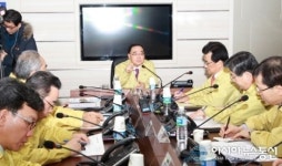 [충북 구제역]진천 방문 鄭 총리 “백신접종 감독 강화”