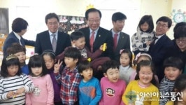 안홍준 특위위원장, 창원시 어린이집서 간담회