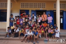 (주)이글루시큐리티,캄보디아 봉사활동 진행