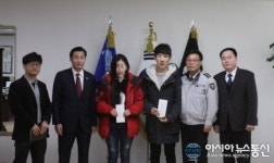 안산단원署, “대학입시 합격 탈북민 청소년에 장학금” 전달