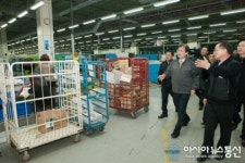 최양희 장관, 동서울우편집중국 방문