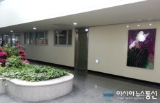 수원 팔달구, 사계절 느낌 있는 청사 갤러리 운영