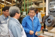 유영훈 진천군수, (주)네오텍 방문 기업 애로사항 청취