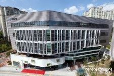 용인시종합가족센터, 상현도서관 개관식 가져