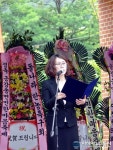 금강송면 한마음축제 축시 낭송하는 이미향 시 낭송가