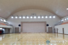 청송군, 군 체육관 보수 완료