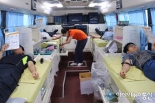 (포토) 광양경찰, 메르스 영향 헌혈 급감…사랑의 헌혈 운동 참여