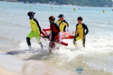 동해해경본부장, 포항해수욕장 안전관리 실태 점검