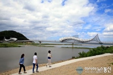 코발트빛 푸른 울진을 걷다