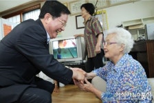 장종태 서구청장, 무더위쉼터 방문 점검