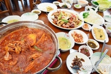 제주도민들이 가장 많이 찾는 서귀포 리얼 맛집 ‘탐라갈치’,  “푸짐한 한 상 맛보고 가세요~”
