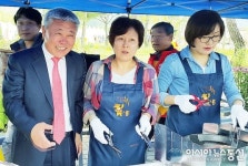 (포토)제천단양축협, 한우소비촉진·시식행사 펼쳐