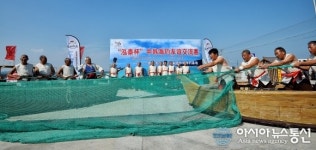 어부들의 일하는 모습을 공연으로