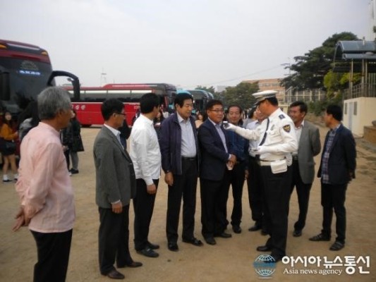 서산경찰서, 가을 수학여행 버스 교통사고 예방 앞장 | 포토뉴스