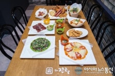 20대 입맛 잡고 강남역 진출! 더진국 강남역점 명품 국밥과 아메리칸 펍(Pup) 결합으로 인기