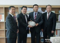 윤진근 대전시의원, 택시운송조합 감사패