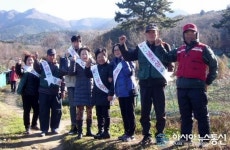 진해구 자은동 지역자율방재단, 시루봉 입구서 산불예방 캠페인