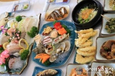 통영 여행 즐긴 후에 찾는 통영 맛집 통구미횟집