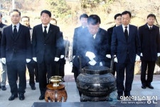 진해구, 광역시승격 염원 담아 31독립운동 기념비 참배