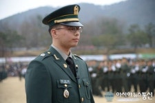 권재혁, 간호사 출신 최초 남군 임관 화제