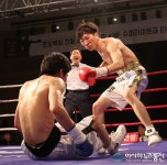 WAR OF THE RING 한일 라이벌전 권투선수 서동욱 강한 펀치!