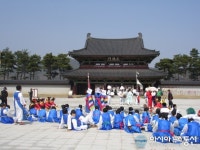 충남 부여 백제왕궁 ‘은산별신제 꽃받기’ 행사 활짝