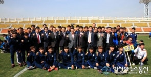안상수 창원시장, 창원시축구협회장기 축구대회 찾아 격려